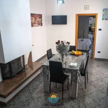 Tra I Due Mari Apartman